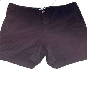 Mid thigh, high rise shorts